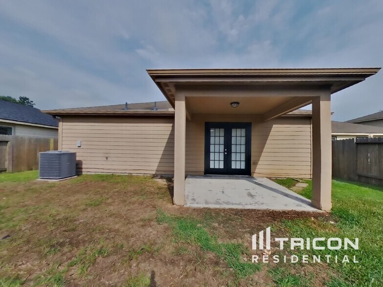 Building Photo - 4123 Pedernales River Ln
