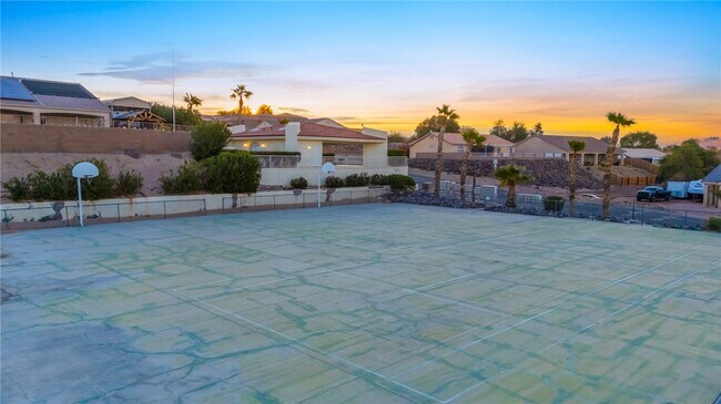 Building Photo - 5288 Tierra Linda Dr