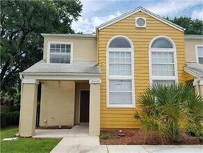Building Photo - Summerfield Townhomes