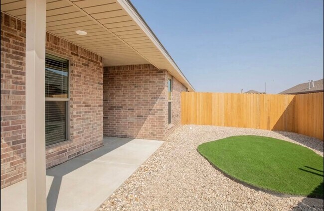 Building Photo - Bell Farms - 14413