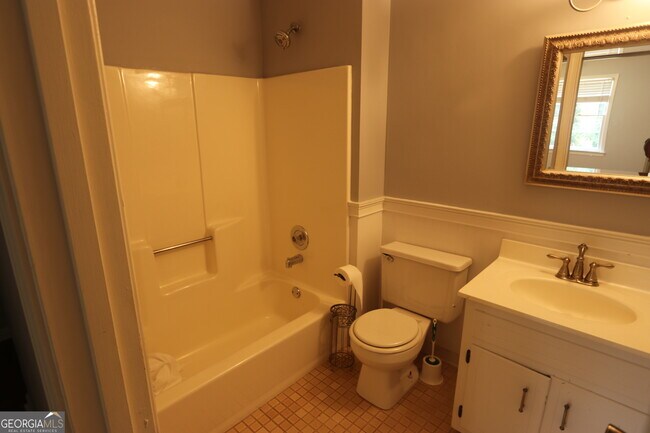 Building Photo - 2840 Spring Ridge Cir