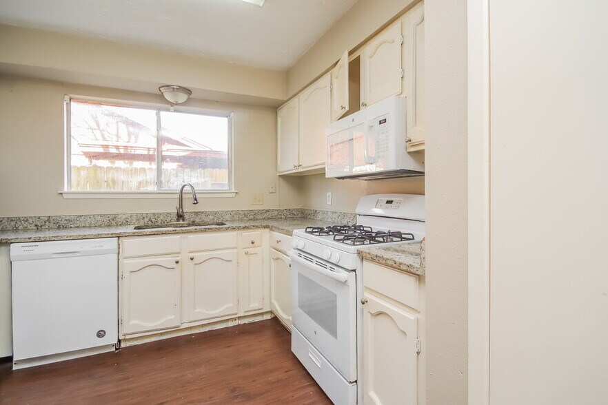 Building Photo - 4118 Brookhead Trail