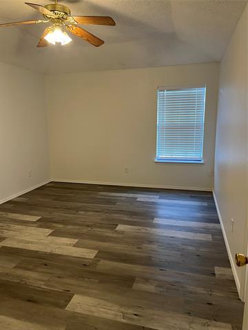 Building Photo - 1706 Oxford Dr
