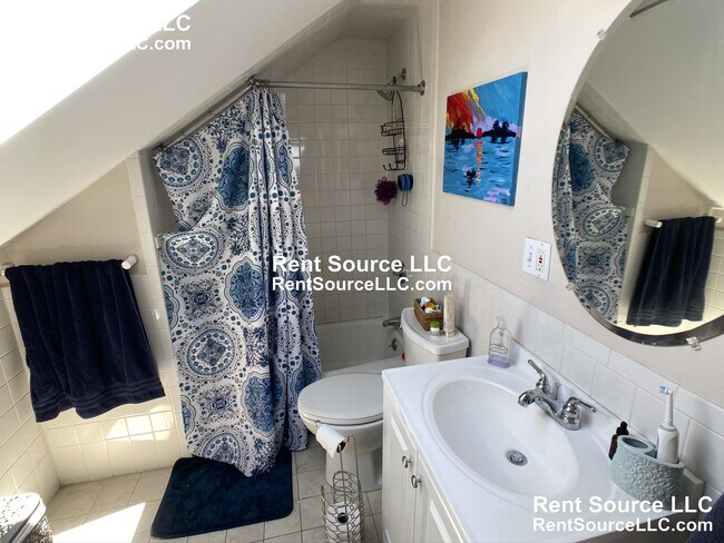 Building Photo - 80 Ten Hills Rd