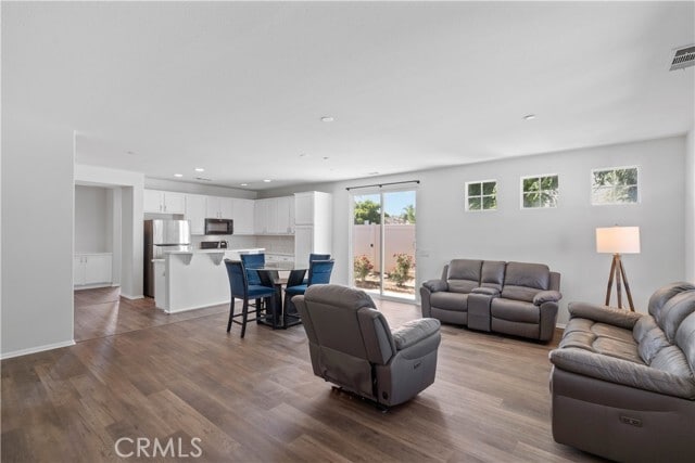 Building Photo - 10895 Sinclare Cir