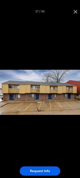 Building Photo - 687 Carroll St