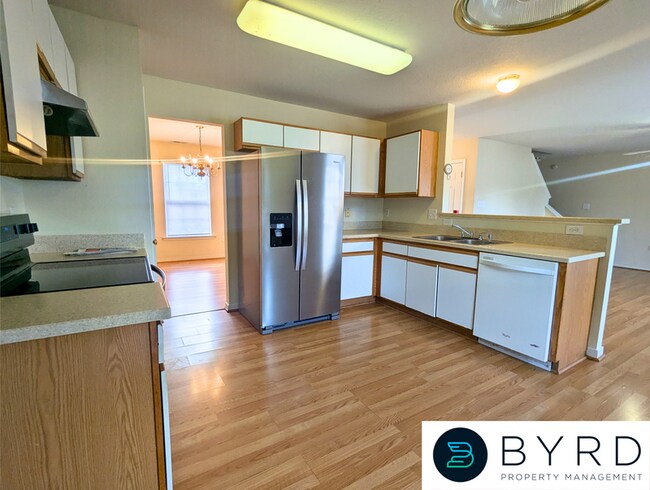 Building Photo - 7625 Fern Hollow Dr