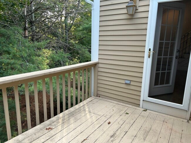 Building Photo - 71 Weatherly Dr