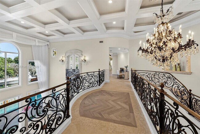 Building Photo - 628 Coral Way