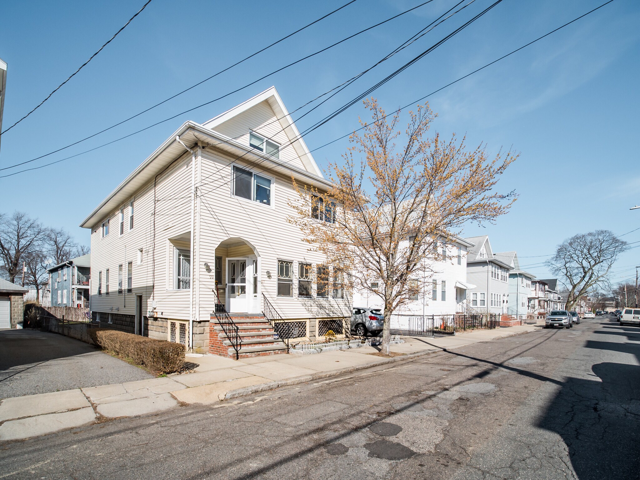 Building Photo - 99 2nd St