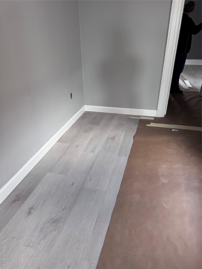 Building Photo - 70-15 66th St