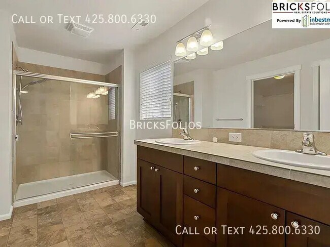 Building Photo - Live Your Best Life in the Heart of Puyall...