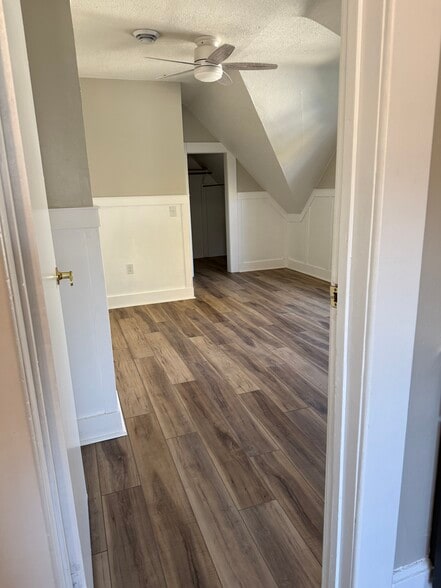 Building Photo - 377 Ellis St