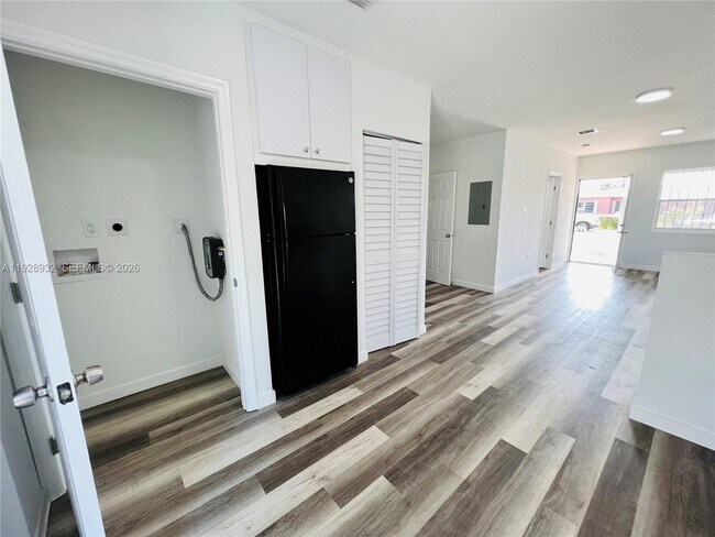 Building Photo - 1283 NW 72nd St