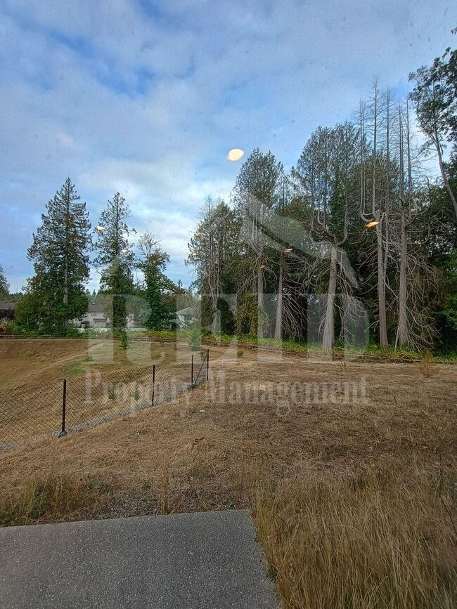 Building Photo - 6453 Hornet Cir NE