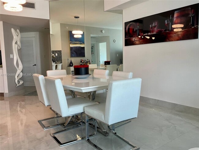 Building Photo - 140 S Dixie Hwy