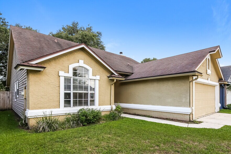 Building Photo - 1455 Beecher Ln