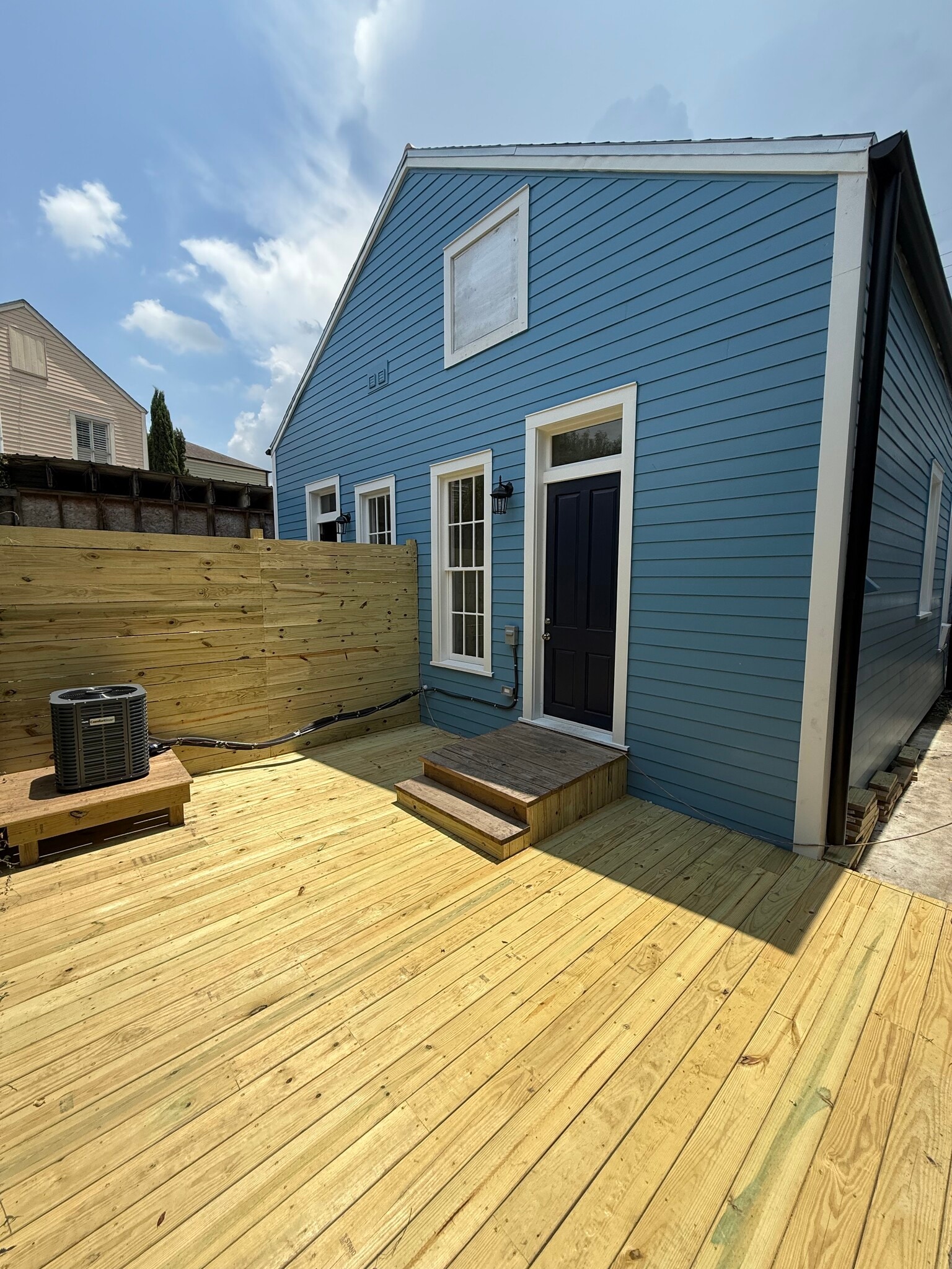 Building Photo - 1423 Thalia St
