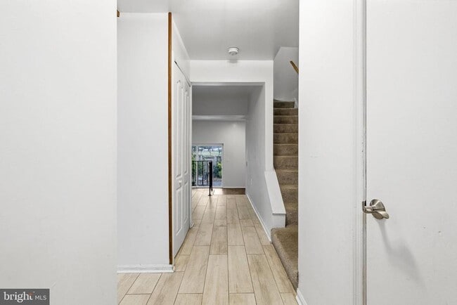 Building Photo - 11072 Berrypick Ln