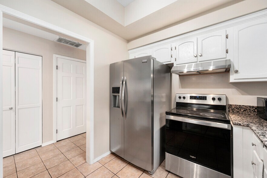 Building Photo - 1512 Larimer St