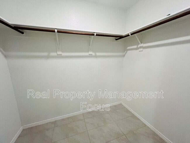 Building Photo - 3401 Harper St