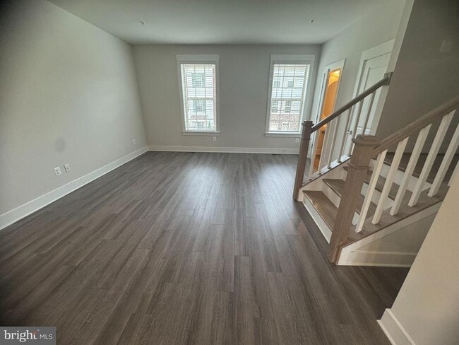 Building Photo - 203 Pomegranate Ln