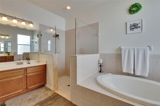 Building Photo - 12802 Cattail Shore Ln