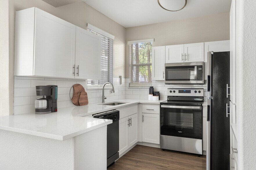 Lumiere Chandler 1100 N Priest Dr Chandler AZ 85226 Apartment Finder