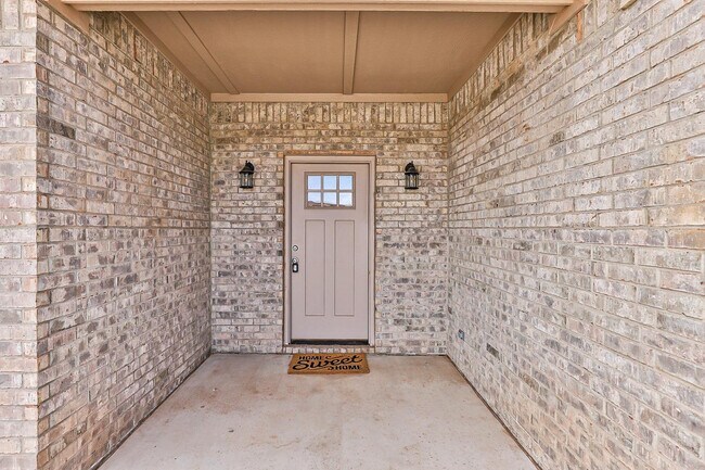 Building Photo - 5507 Kemper St