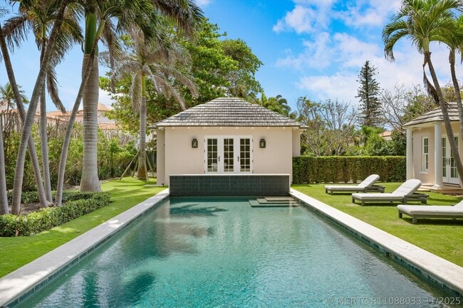Building Photo - 750 S County Rd