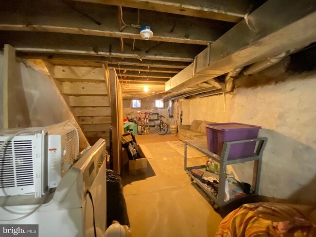 Building Photo - 2037 N Carlisle St