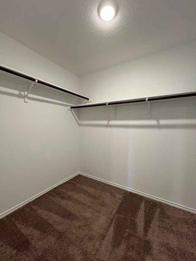 Building Photo - NEW, 4 BEDROOM HOME IN LONDON ISD, OFFERING GREAT MILITARY SPECIAL!!!!