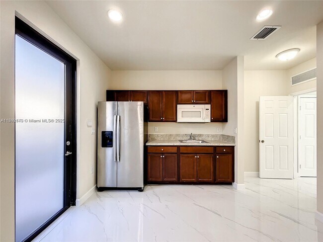 Building Photo - 11482 SW 238th Terrace