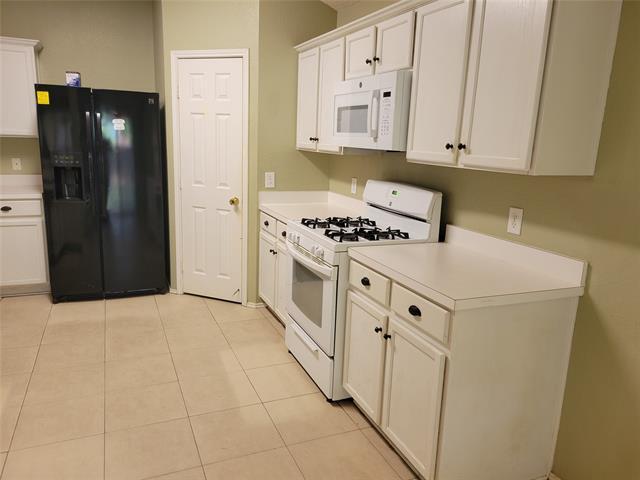 Building Photo - 223 Baylor Dr