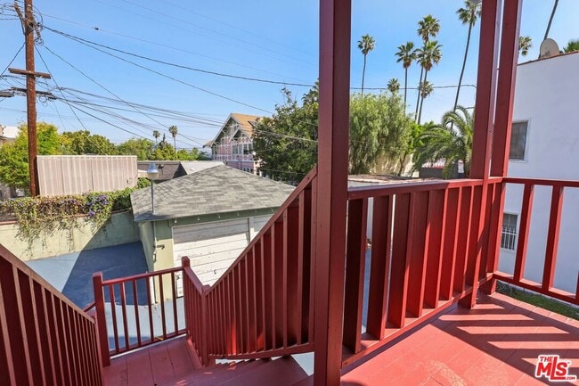 Building Photo - 4411 Victoria Park Dr