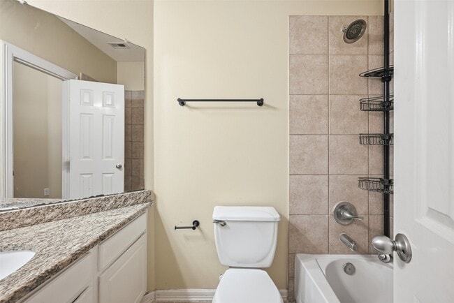 Building Photo - 25203 Oak Villa Dr