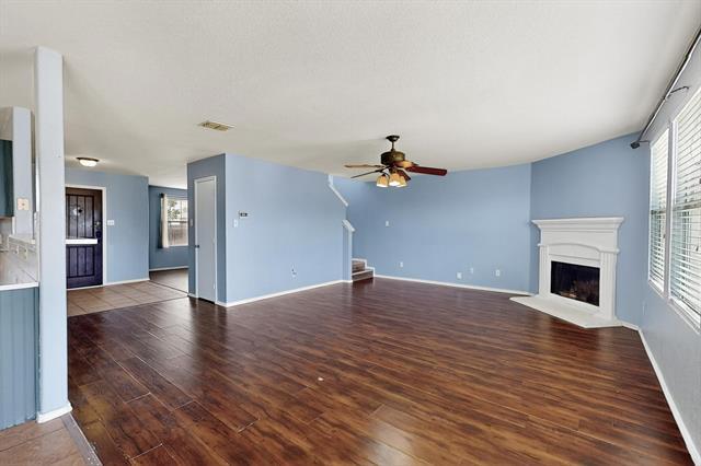 Building Photo - 621 Berry Tr