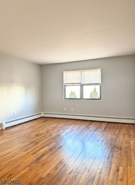 Building Photo - 1102 W St Georges Ave