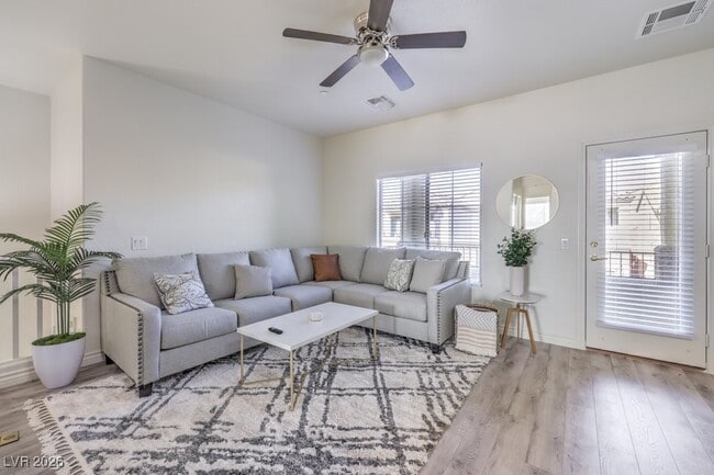 Building Photo - 7832 Blesbok Ct