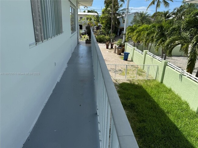 Building Photo - 174 Corrine Pl