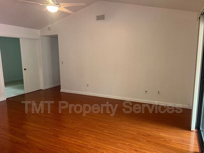 Building Photo - 7761 Roberts River Way