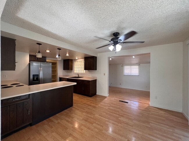 Building Photo - 3 bedroom 2 bath South Reno Home