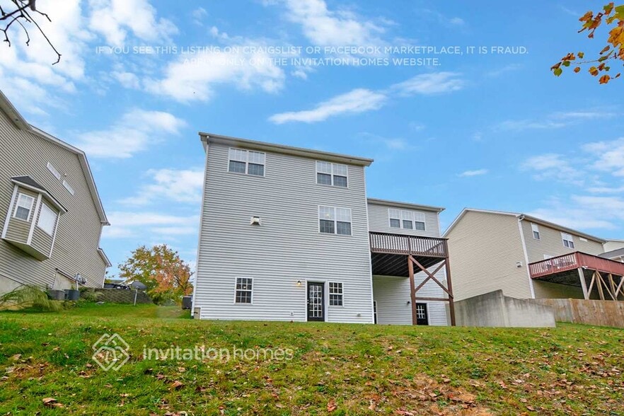 Building Photo - 460 Texanna Way