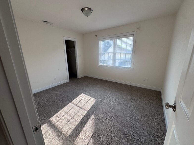 Building Photo - 2912 Bayfront Way