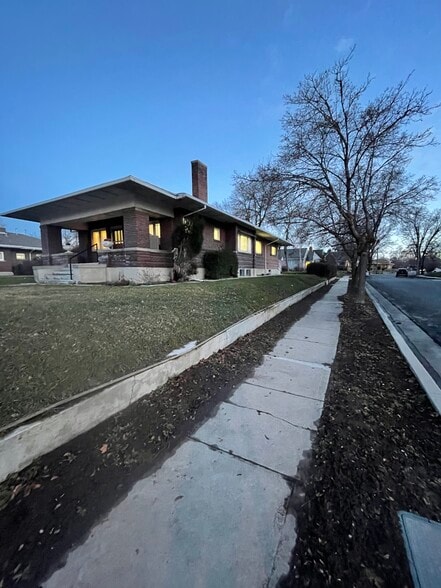 Building Photo - 264 E 4800 S