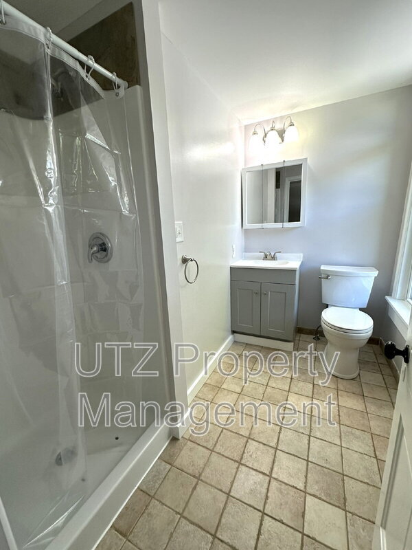 Building Photo - 3977 Littlestown Pike