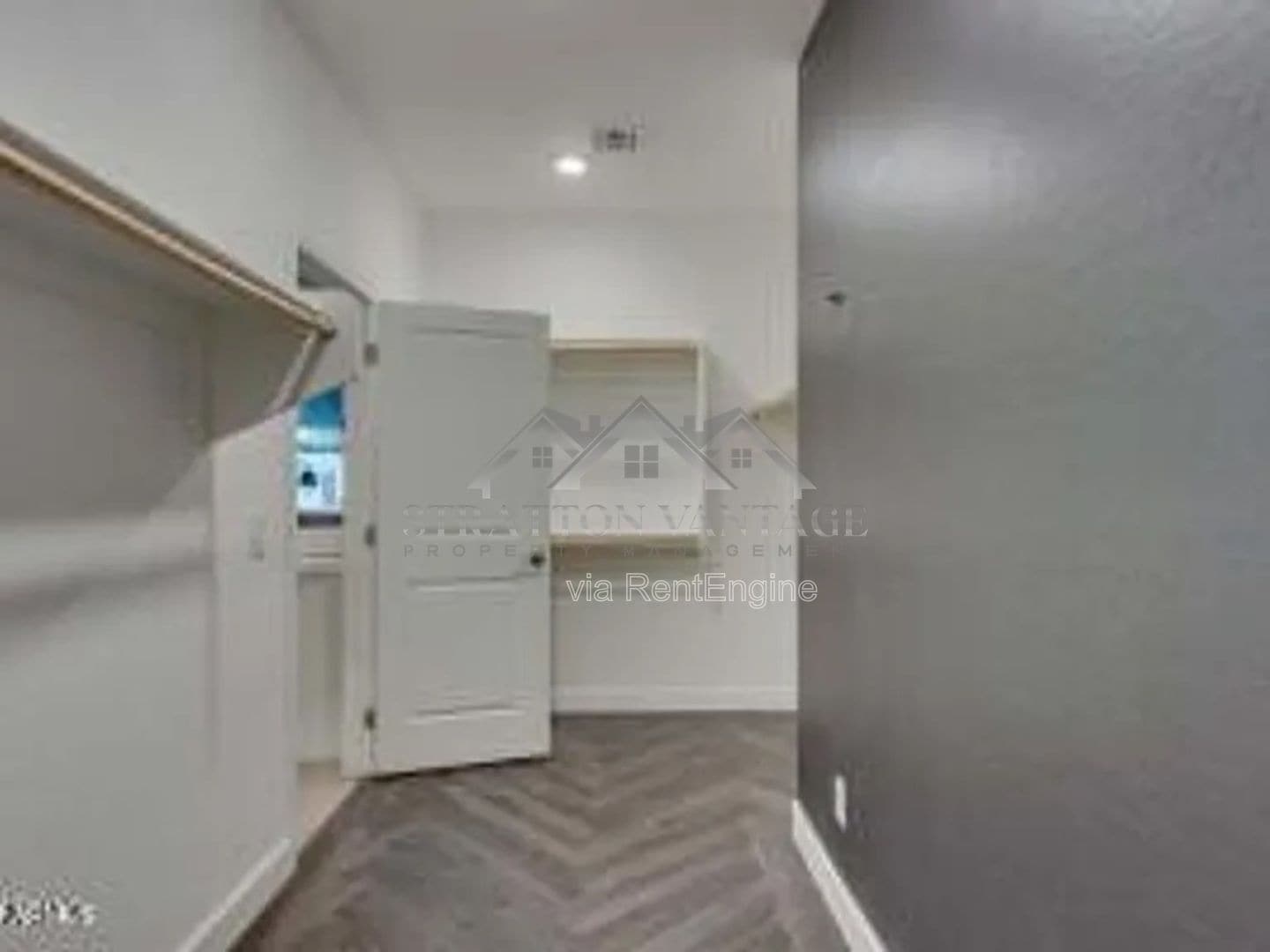 Building Photo - 37755 N Bentgrass Rd