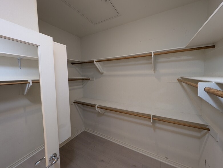 Building Photo - 20441 Paseo Altisse