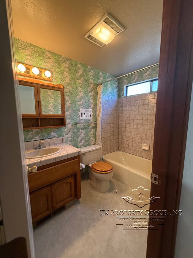 Building Photo - 11611 Sandpiper Way