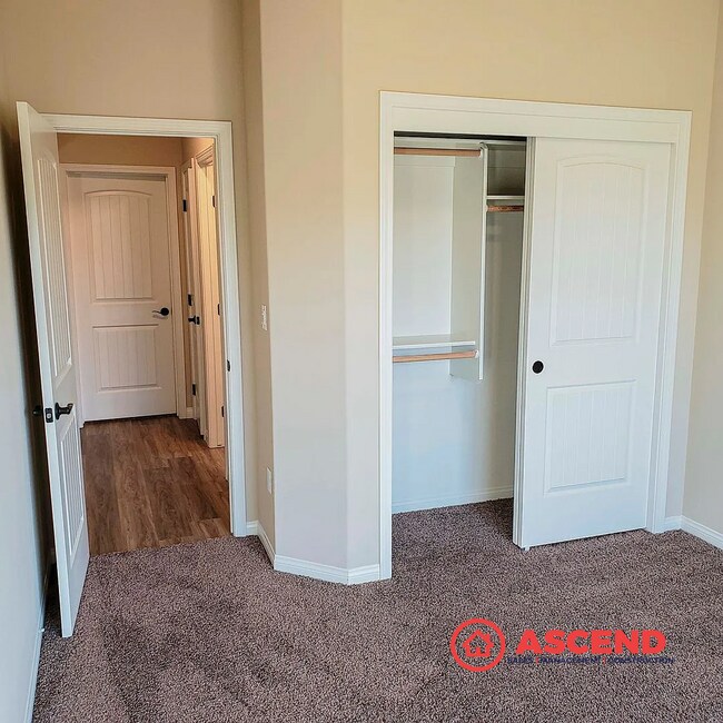 Building Photo - 4 Bedroom 2 Bath Newly Constructed Home